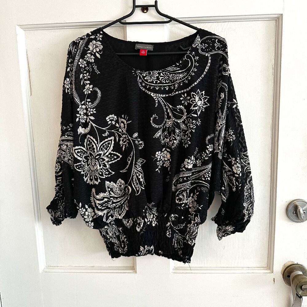 *New* Elegant Black & White top